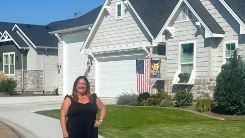 Might a American Fed Rate Cut Revive the Housing Sector?